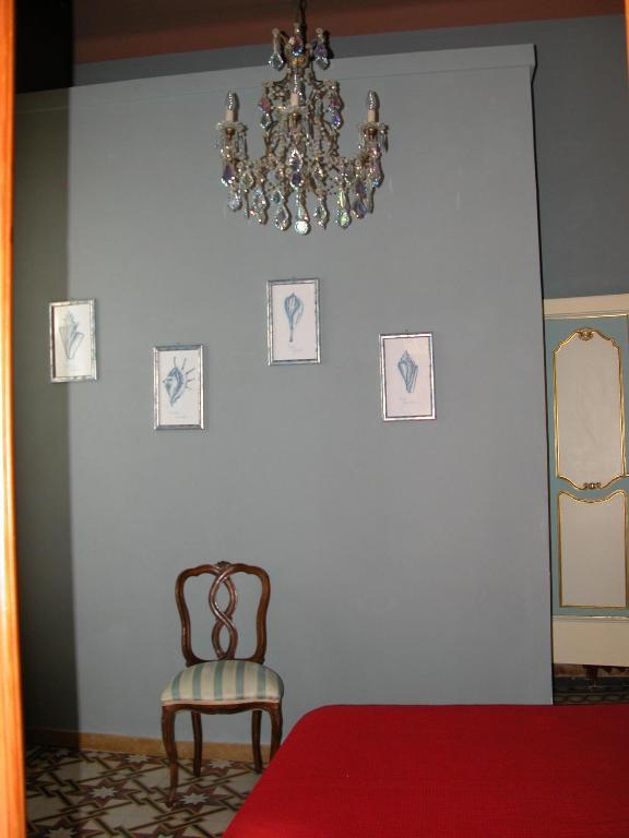Villa Patrizia B&B Lucca Ruang foto