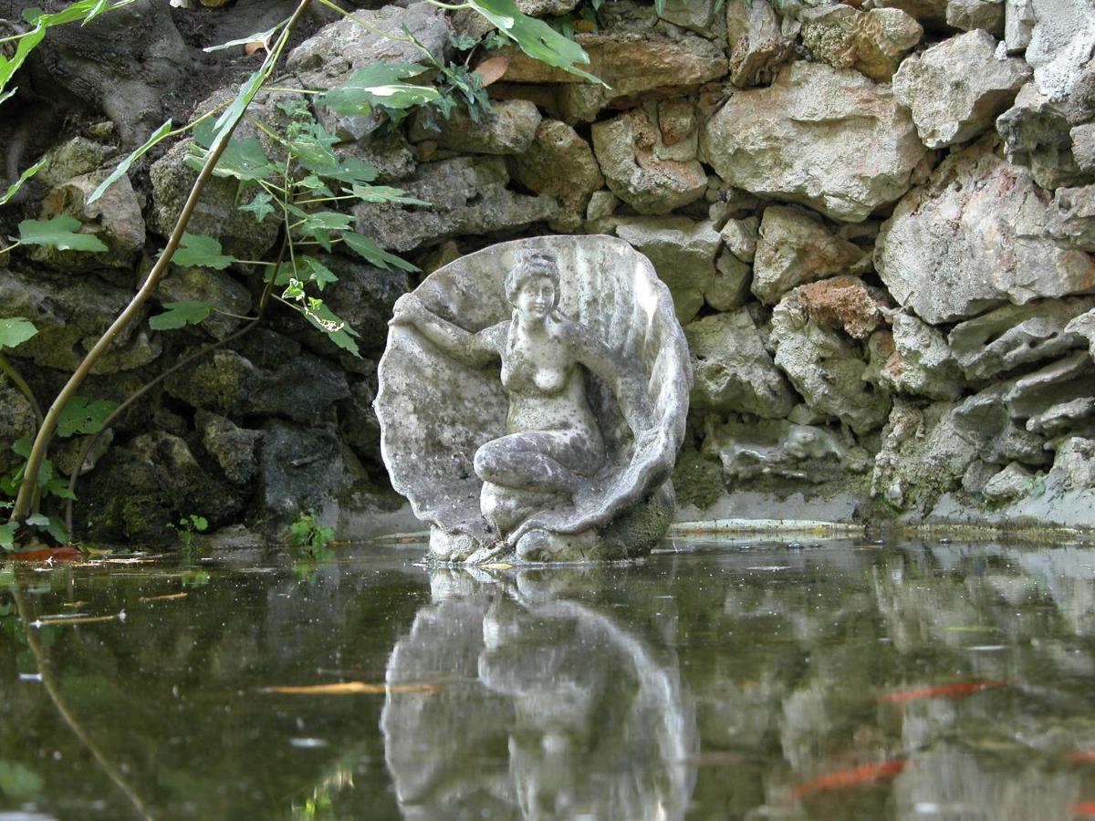 Villa Patrizia B&B Lucca Bagian luar foto