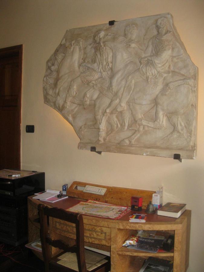 Villa Patrizia B&B Lucca Bagian luar foto